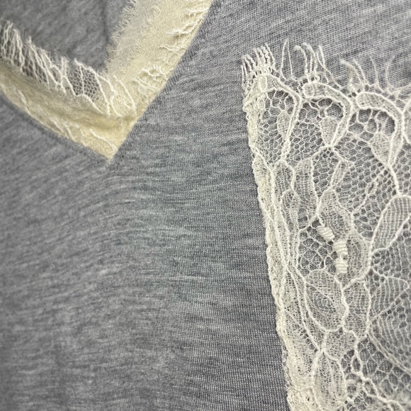 DVF VNeck Long Sleeve Top Gray + Ivory Lace Trim S - Picture 6 of 9